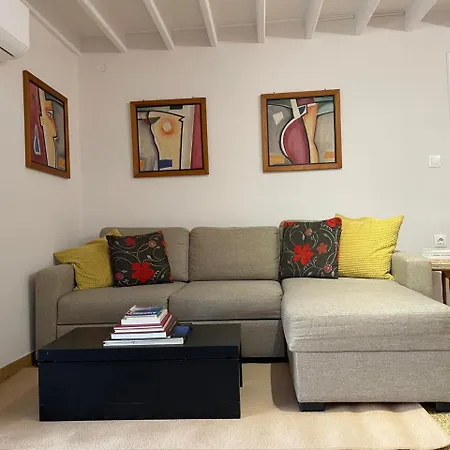 Peculiar Garden Apartment Mytilene Exterior photo